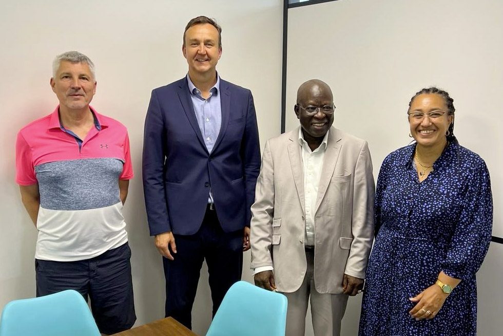 L'énergie solaire pour l'Afrique : collaboration avec le Dr. Sekou Koureissy Condé